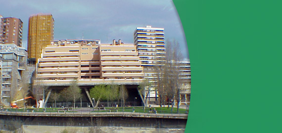 Edificio de 40 viviendas, garajes y hotel en Basauri